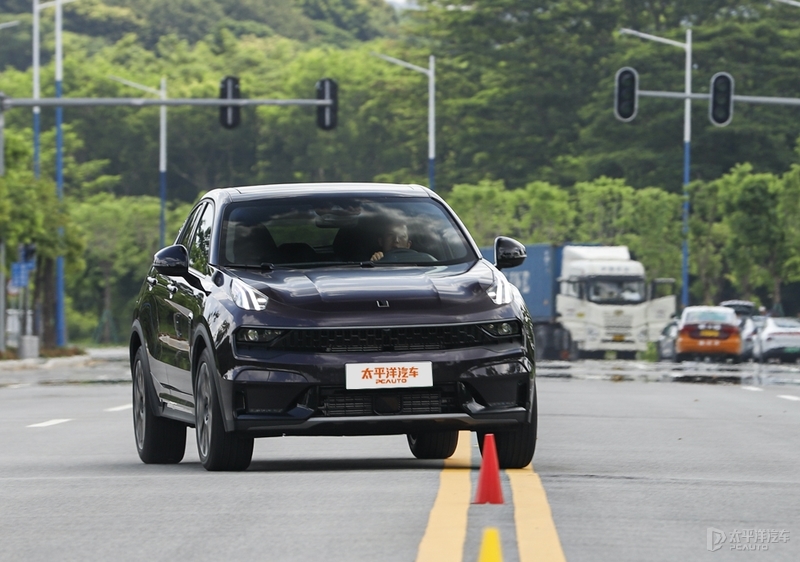 加了电机就是为了省油？测试领克05 PHEV
