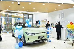 零跑汽車興中廣場(chǎng)店盛大開業(yè) 多重豪禮酬賓