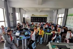普利司通·绿色电脑教室：传递爱 助环保