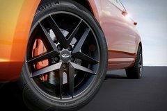 奇瑞轎車再推新作,艾瑞澤5 GT“小鋼炮”,為新世代年輕人帶來賽道級體驗!