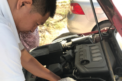 远离汽车“高温病” 夏日蓄电池养护指南